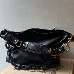 COACH Carly 10616 Large Hobo Bag Black pebbled Leather